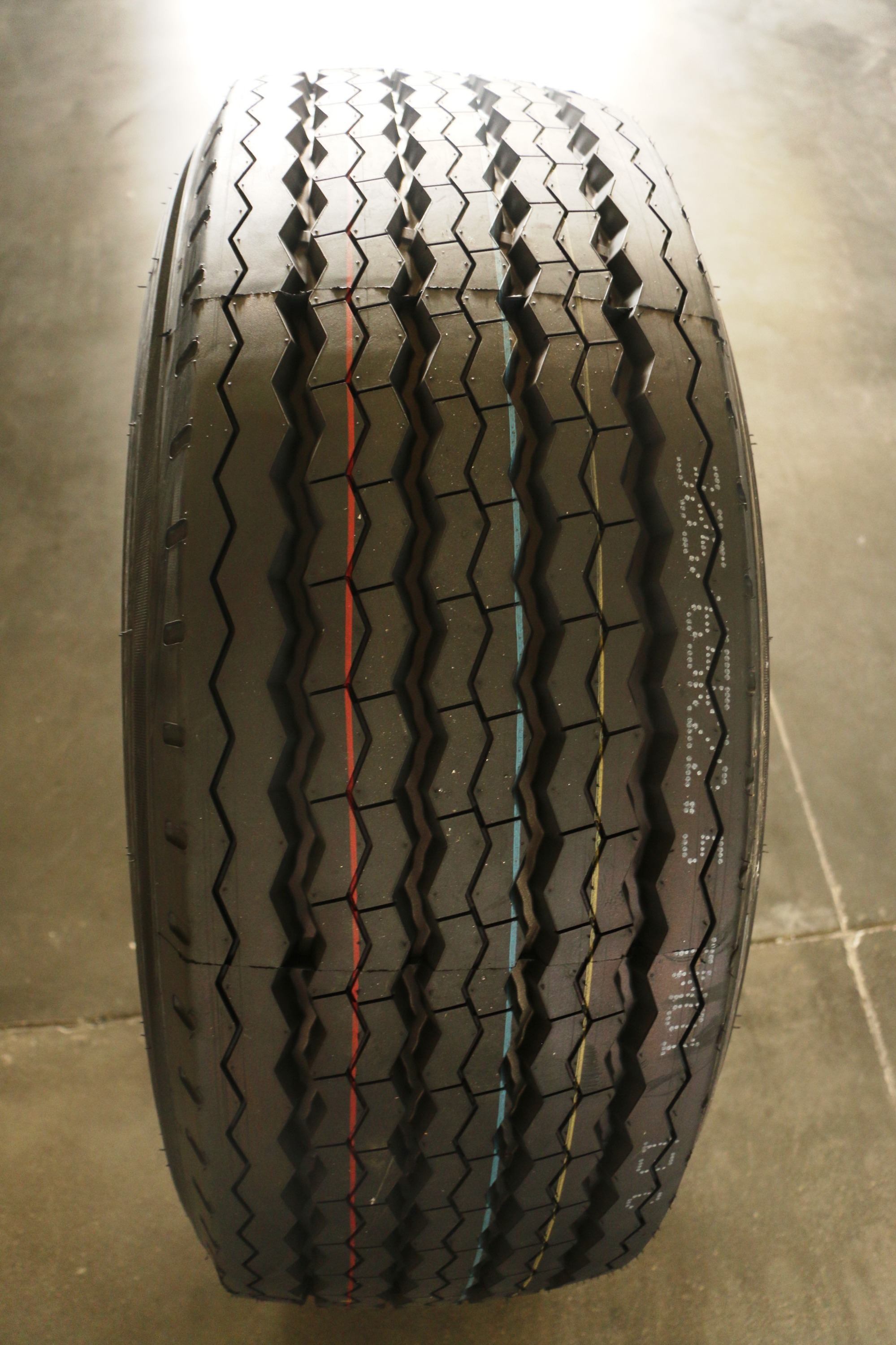 385/65R22.5  MAXWIND BRAND TYRE